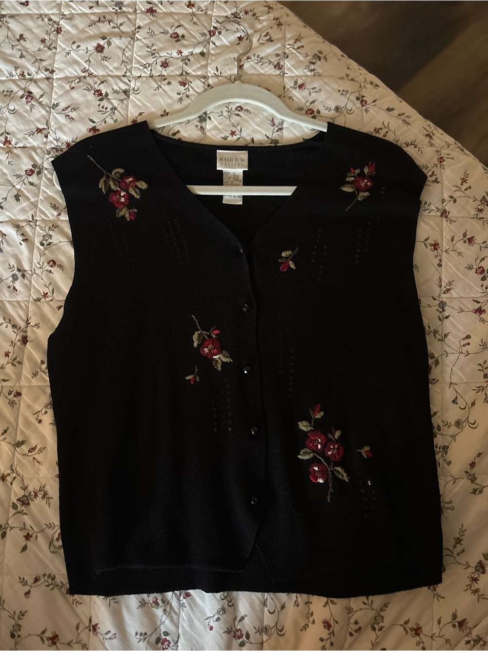 Koret Black Button-Front Sweater Vest with Rose Embroidery